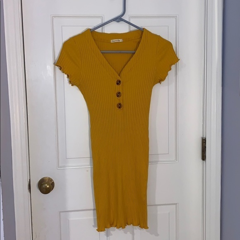 Tillys Mustard‎ yellow button bodycon dress